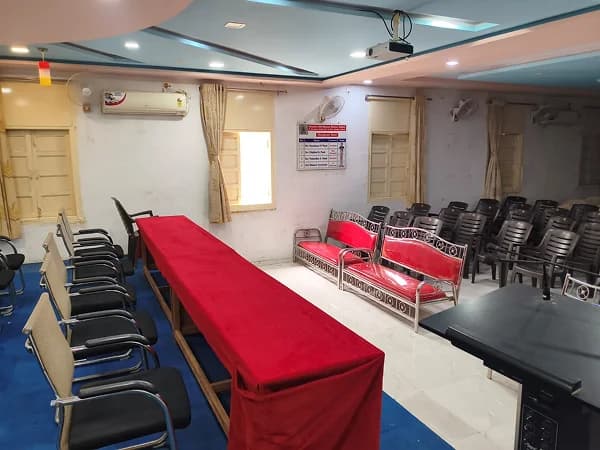 સેન્ટ્રલ ઓડિટોરિયમ (કેન્દ્રીય સભાખંડ) facility image