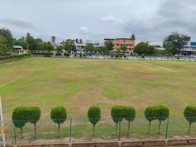 મુખ્ય કેમ્પસ ગ્રાઉન્ડ facility image