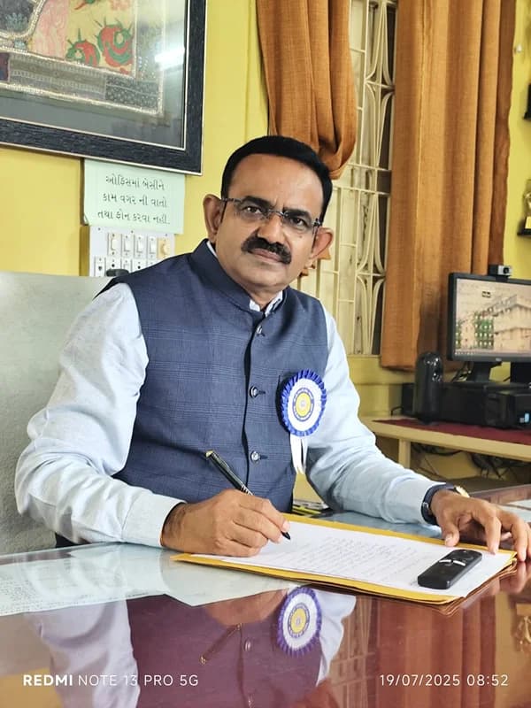 Shri Sunil B. Patel Profile Image