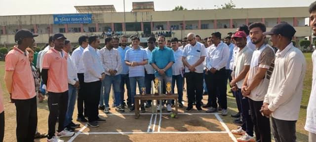 Vadodara Jilla Kelavani Mandal Moments with students and staffs