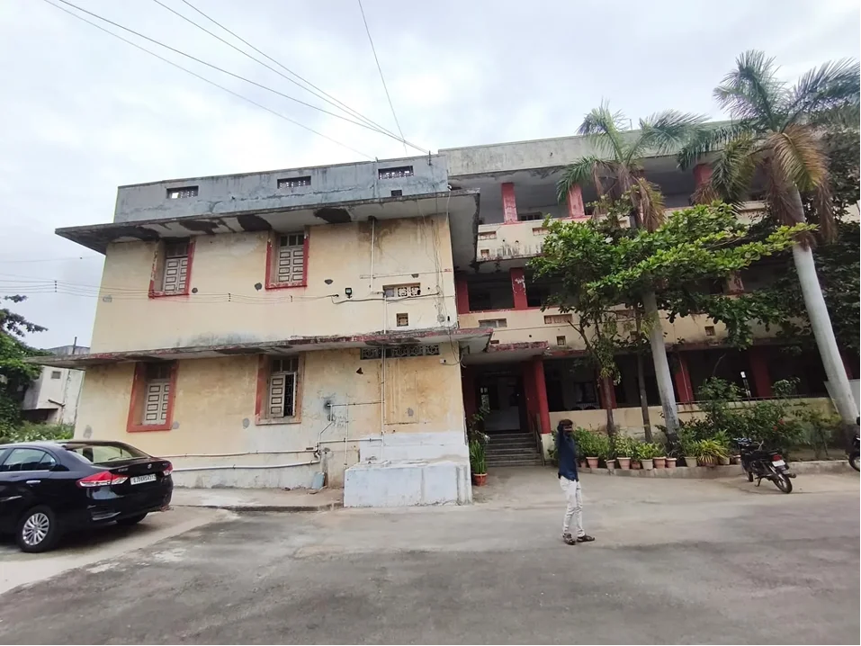 Shri C.N.P.F. Arts & D.N. Science College gallery image