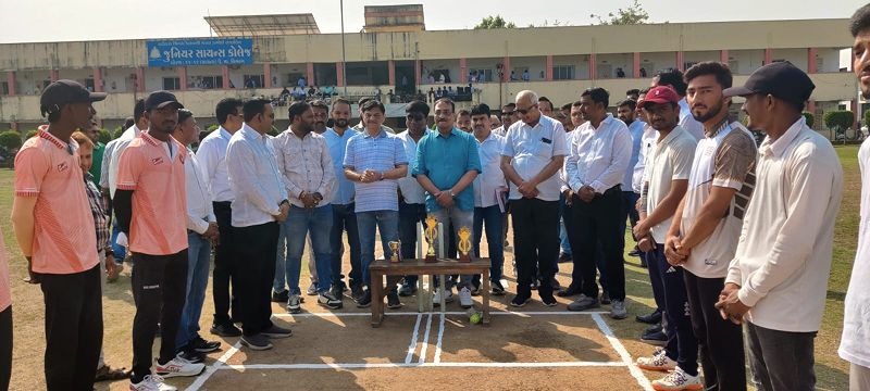 Vadodara Jilla Kelavani Mandal Moments with students and staffs