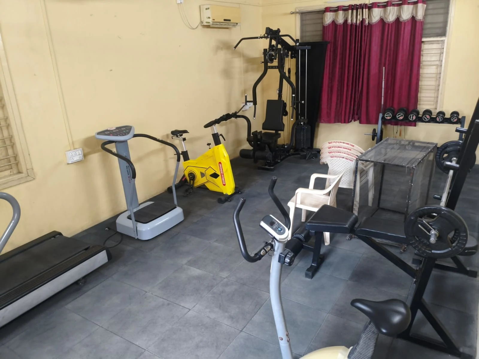 Campus Fitness Gym Facility