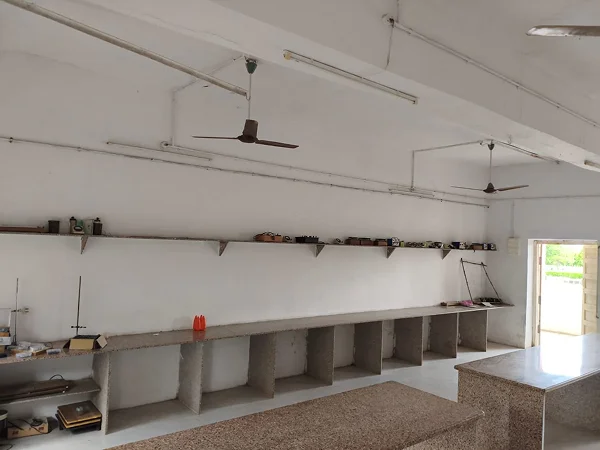 Higher Secondary Physics Lab Facility
