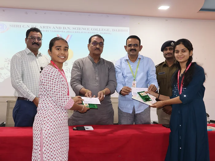 Vadodara Jilla Kelavani Mandal Moments with students and staffs