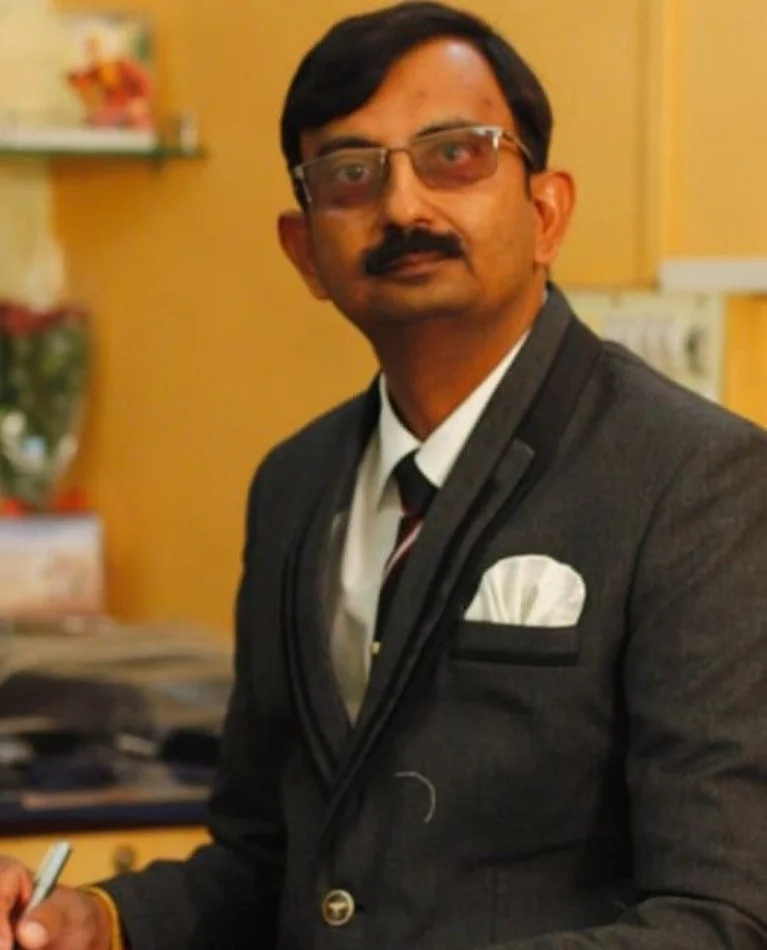 Smt. Savitaben Chunibhai Patel Fartikuiwala Commerce College Principal's Photo